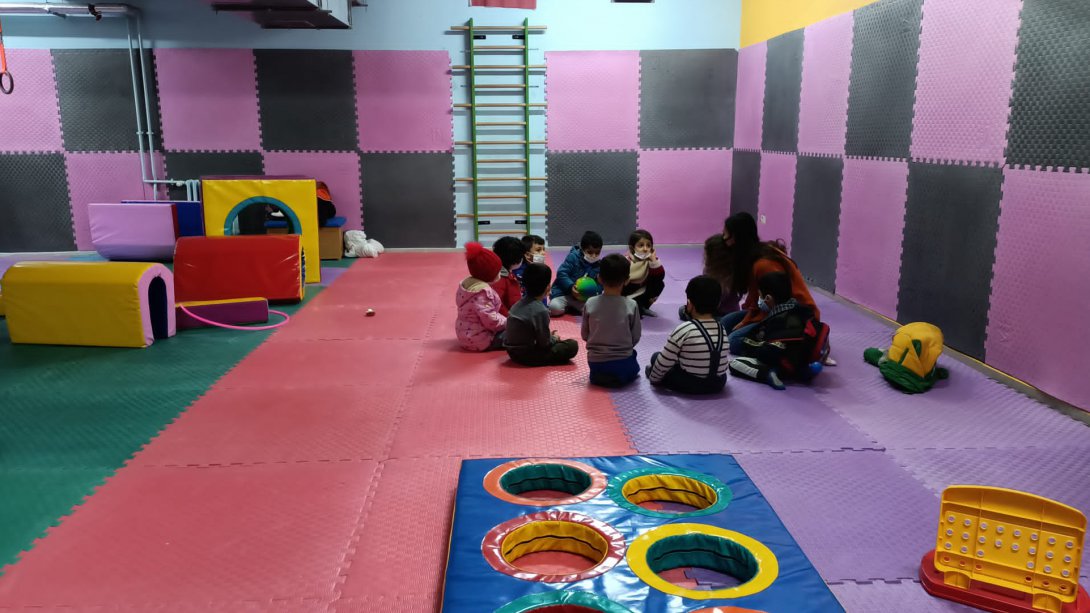 Şehit Teğmen Ali Yılmaz İlkokulu Oyun Odası