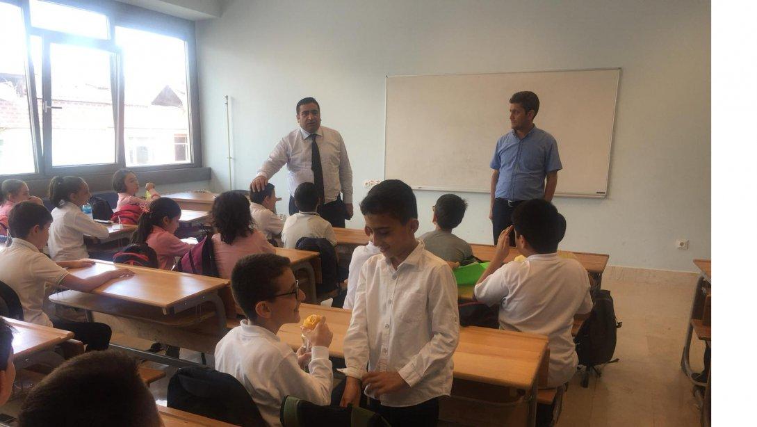 İlçe Milli Eğitim Müdürümüz İbrahim DEMİR 50.Yıl İlk-Orta Okulunu Ziyaret Etti.