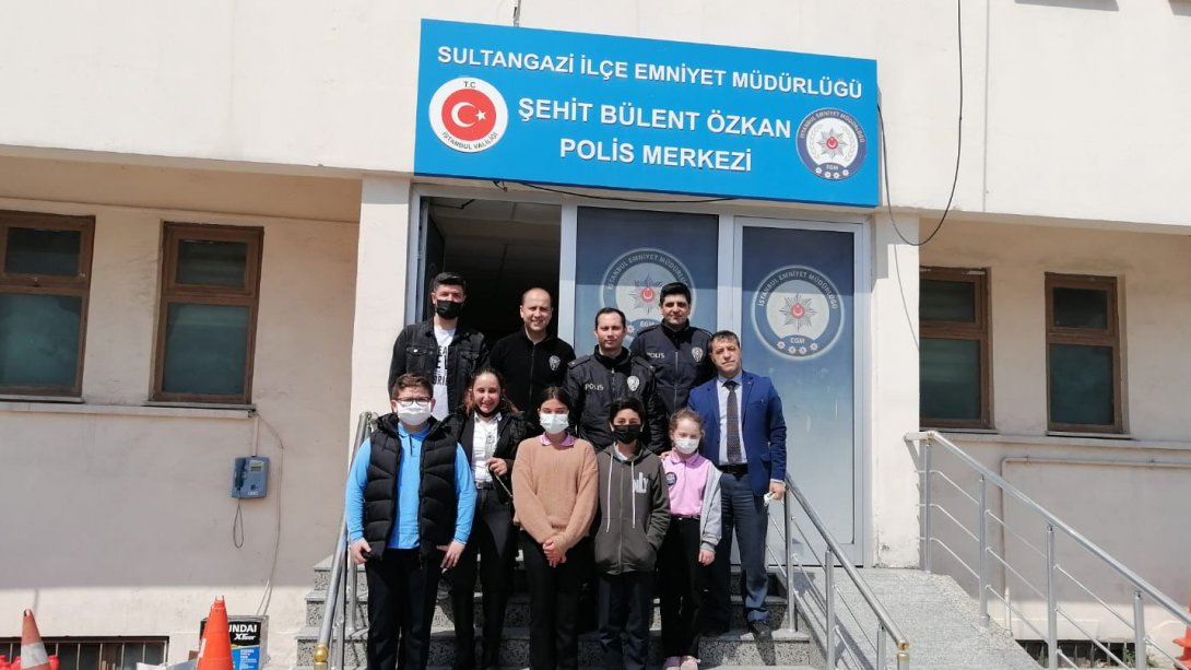 Şehit Vedat Barceğci Ortaokulu Öğrencilerinin Şehit Bülent Özkan Polis Merkezini Ziyareti