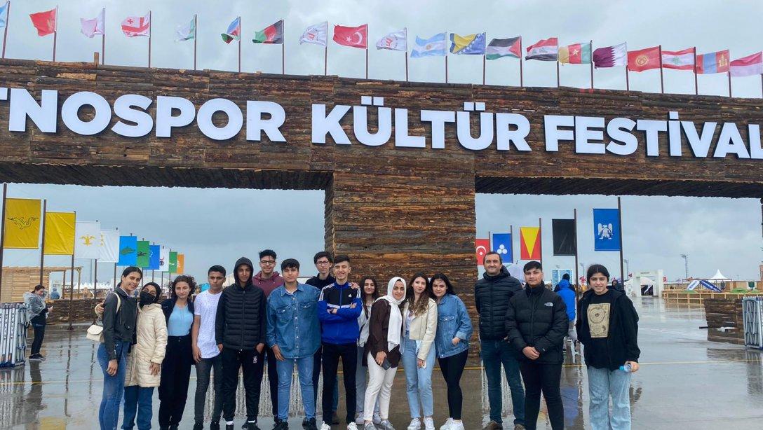  Lise Öğrencilerimiz Etnospor Kültür Festivalinde... 