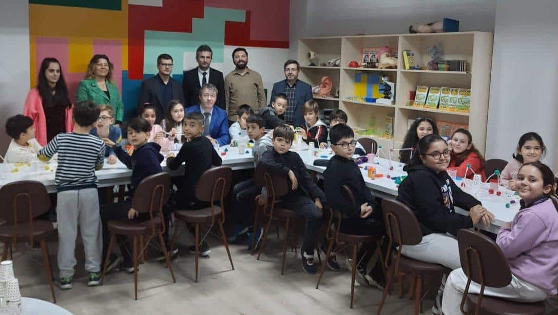 İlçe Milli Eğitim Müdürümüz Necati TEKBAŞ'ın Harezmi Sınıfına Ziyareti