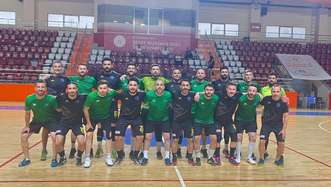  İstanbul Öğretmenler Kupası Erkekler Futsal Turnuvasında İlçemiz Öğretmenleri Şampiyon Oldu